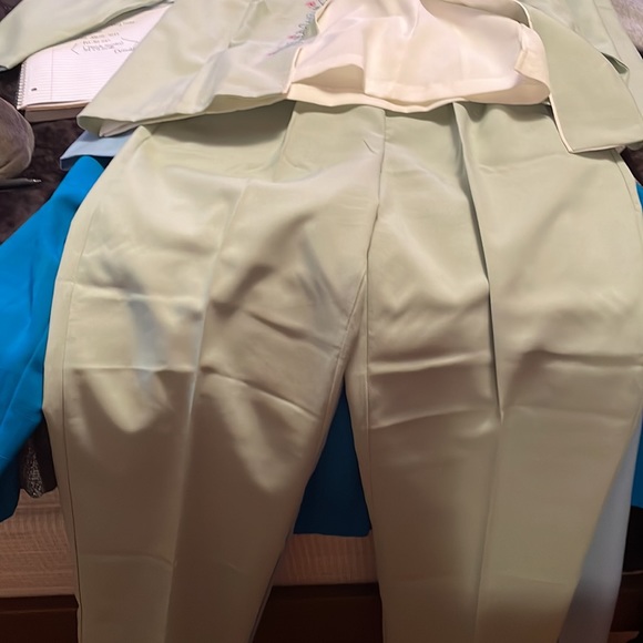 3 piece suit for church or work - Picture 3 of 4